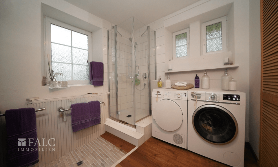 weiteres Badezimmer